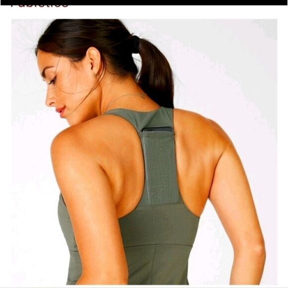 Fabletics New Mila Built In Bra & Back Pocket Tank Olive Green Size medium NWT - Picture 1 of 7